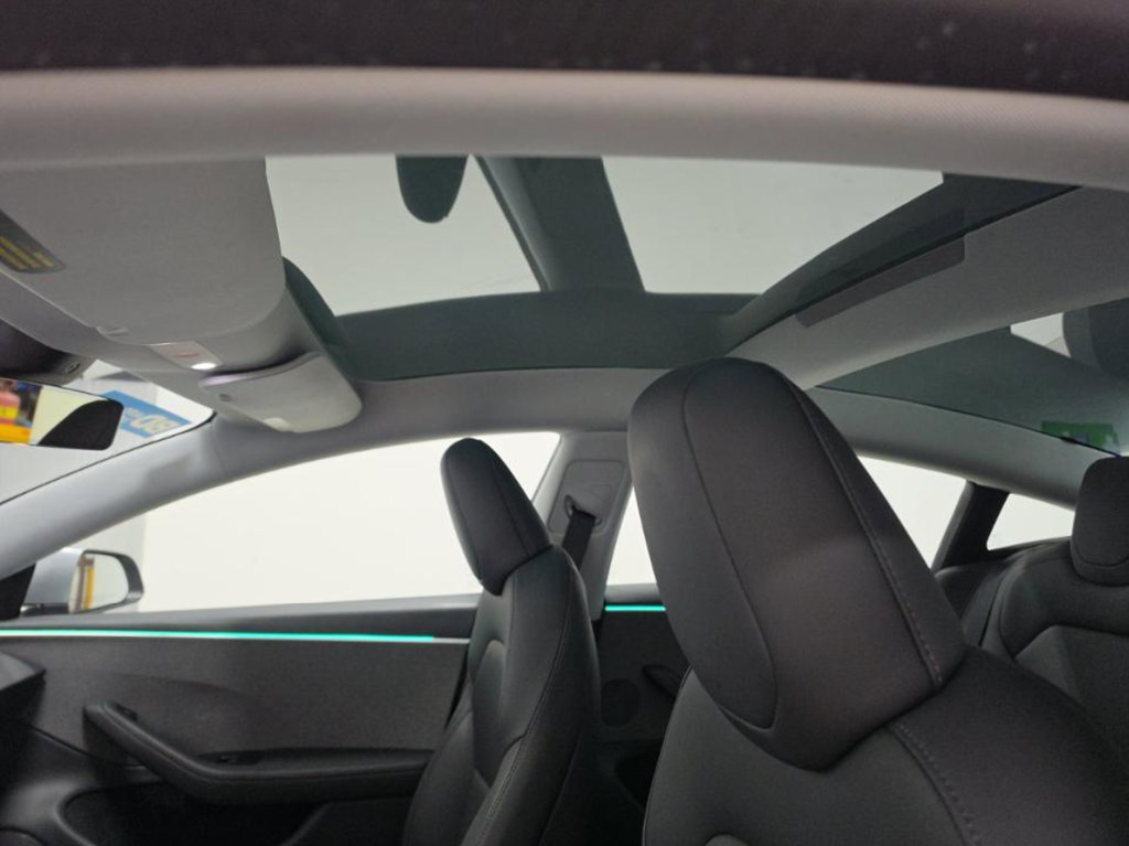 Used 2025 Tesla Model 3 Long Range RWD image 7