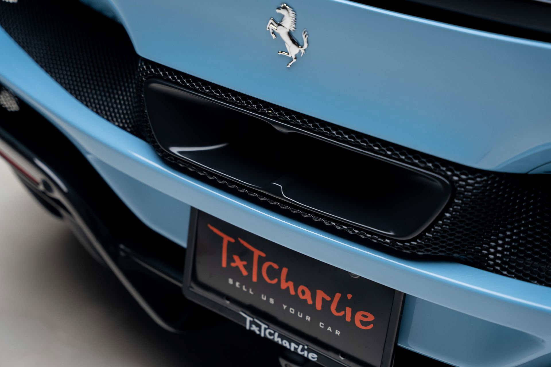 Used 2025 Ferrari 296 GTB RWD image 33