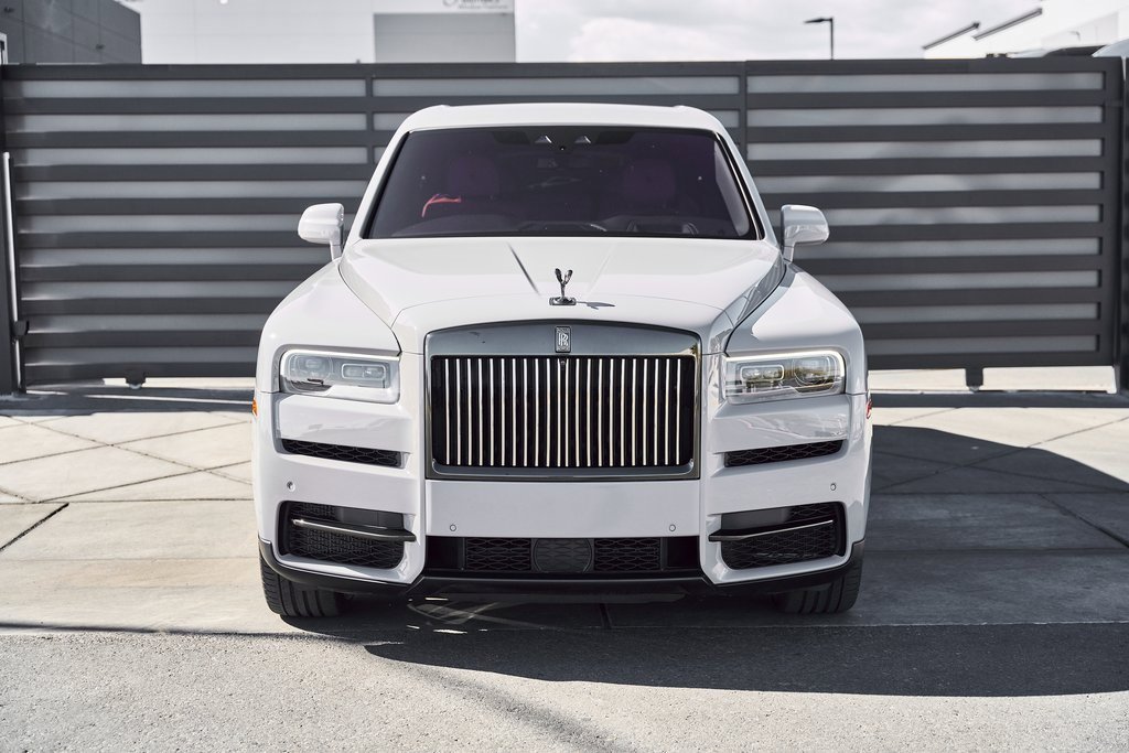 Used 2024 Rolls-Royce Cullinan Black Badge image 16