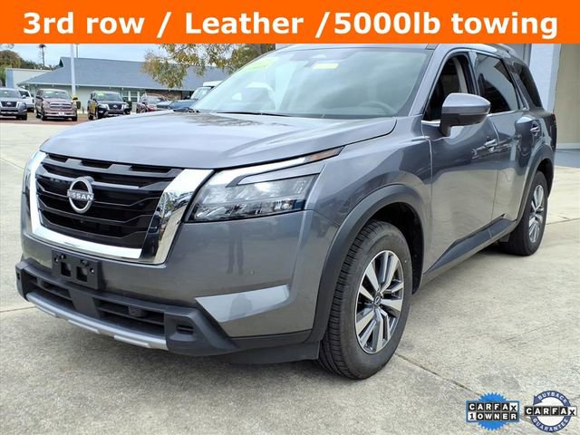 Certified 2025 Nissan Pathfinder SL image 16