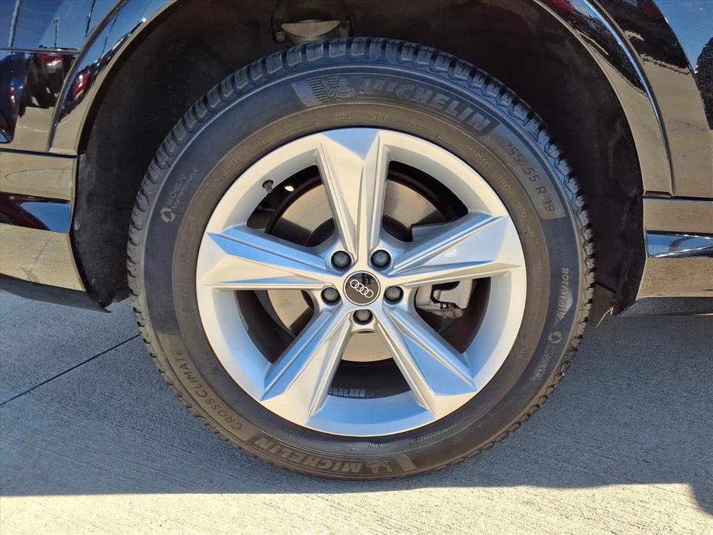 Used 2021 Audi Q7 3.0T Premium w/ Convenience Package image 19