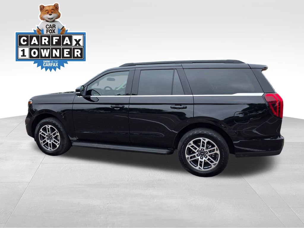Used 2025 Ford Expedition Active AWD/4WD image 4