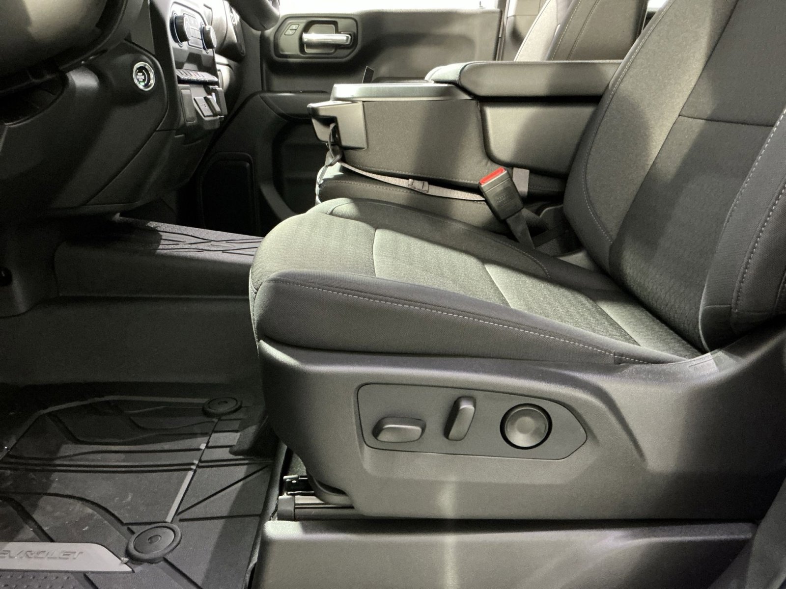 New 2026 Chevrolet Silverado 1500 Custom image 22