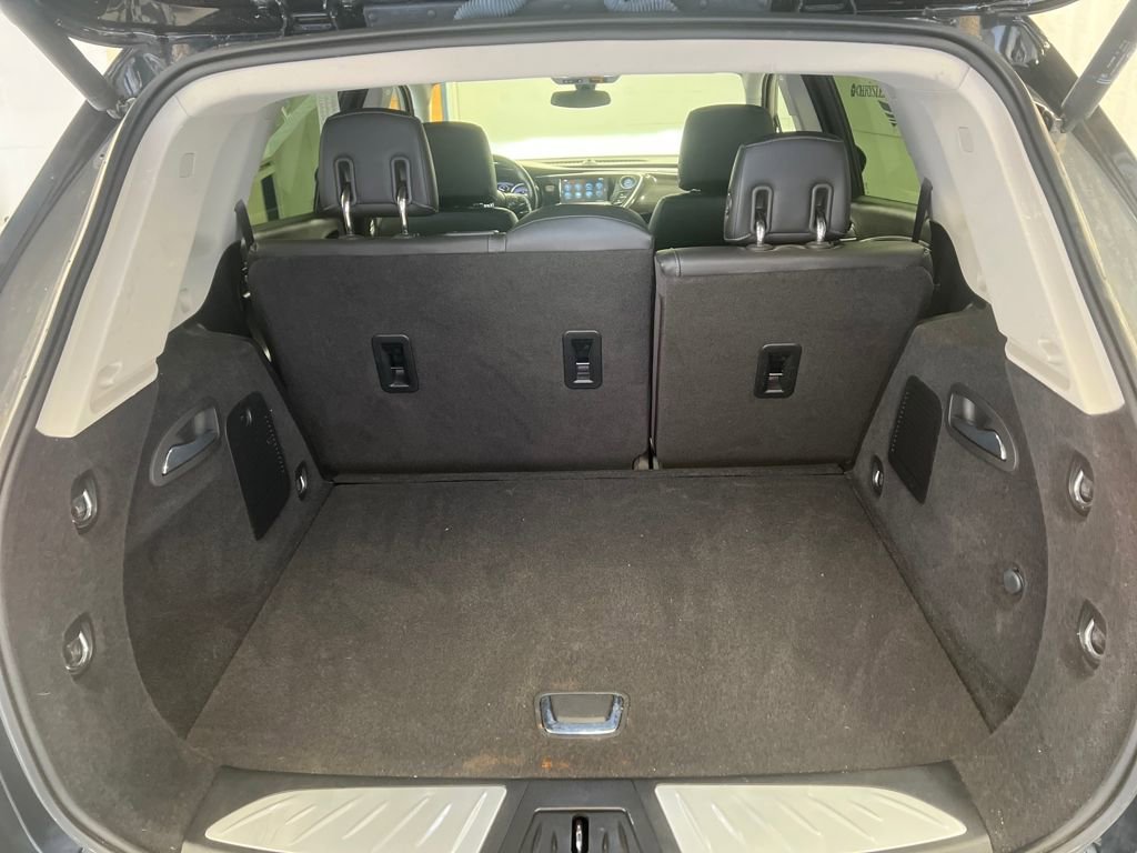 Used 2020 Buick Envision Essence image 43