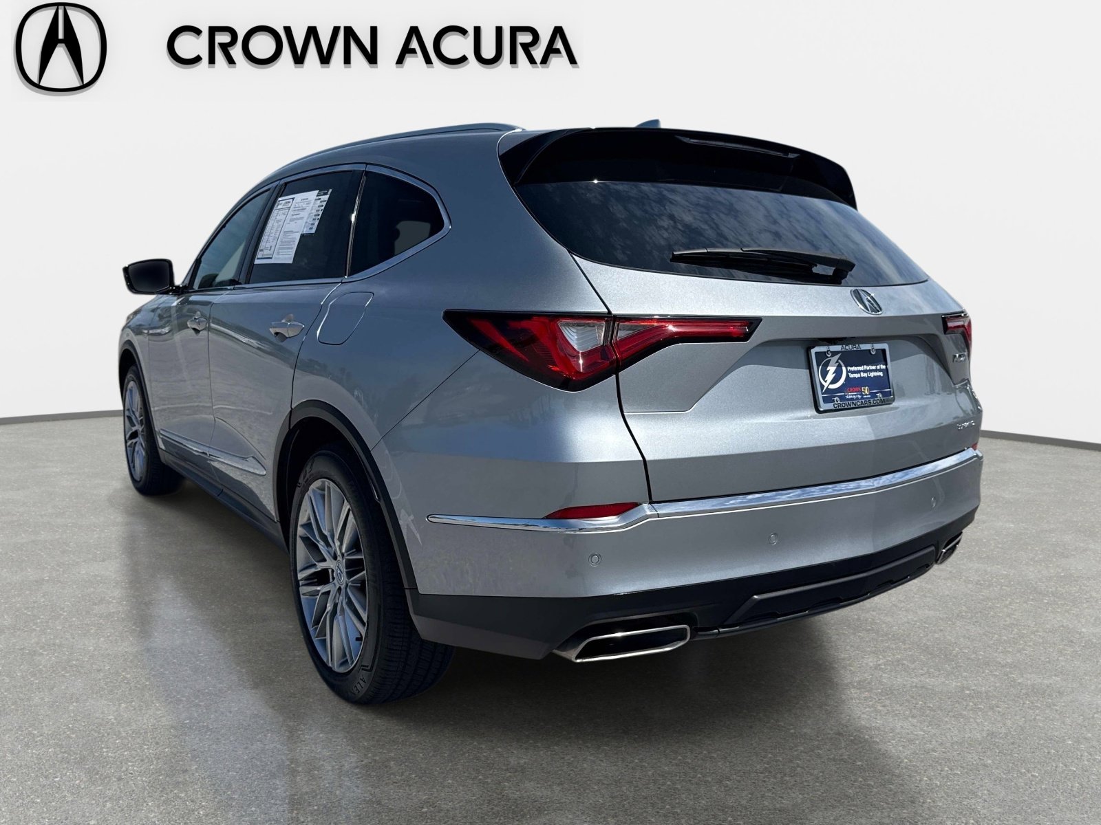 Used 2023 Acura MDX SH-AWD w/ Advance Package image 8