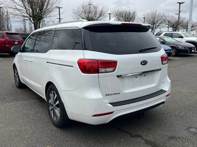 Used 2017 Kia Sedona SX image 11