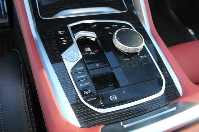 New 2026 BMW X6 xDrive40i w/ Premium Package image 13