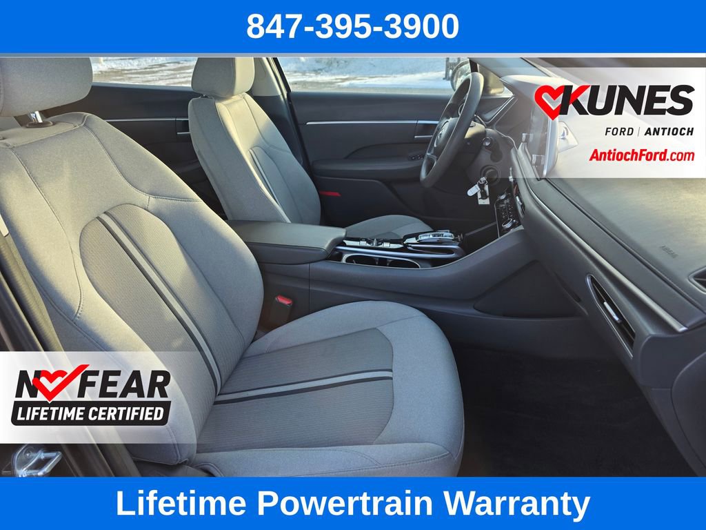Used 2022 Hyundai Sonata SE w/ Preferred Accessory Package image 29