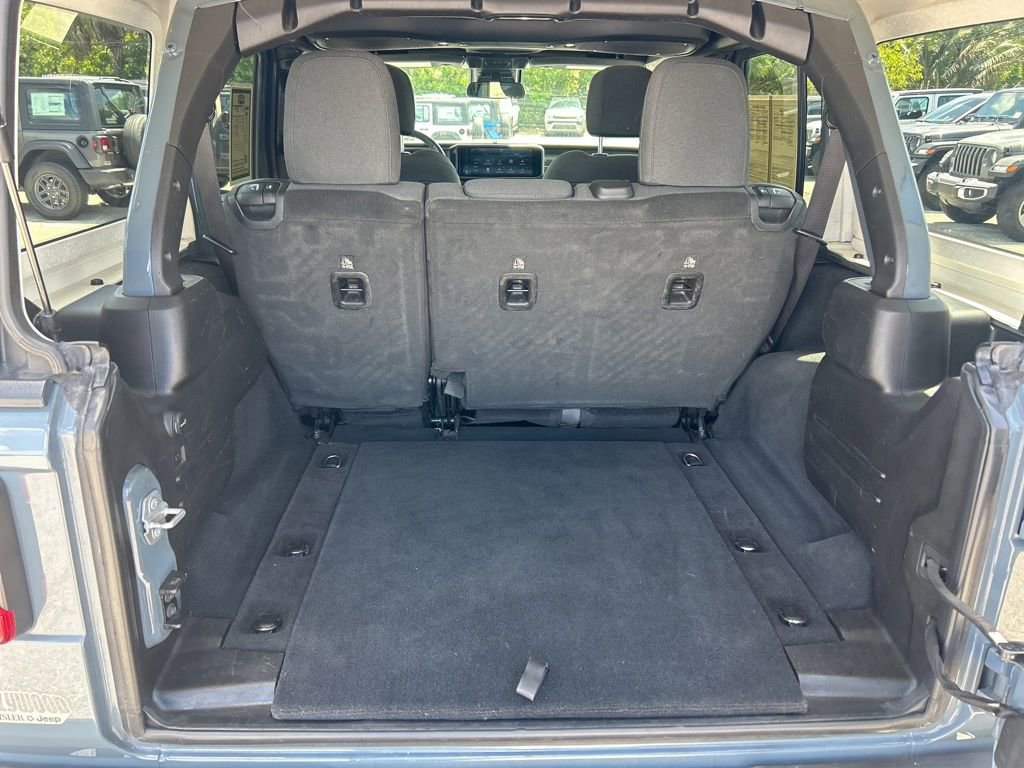 Used 2024 Jeep Wrangler Unlimited Rubicon image 29