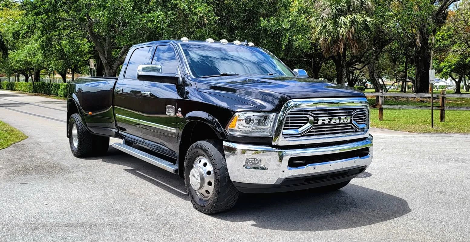 Used 2016 RAM 3500 Laramie Longhorn image 3
