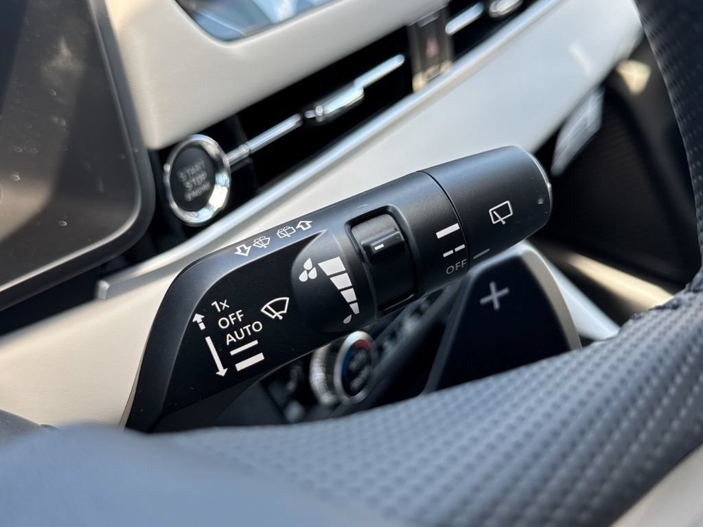New 2026 Mitsubishi Outlander SE FWD image 17