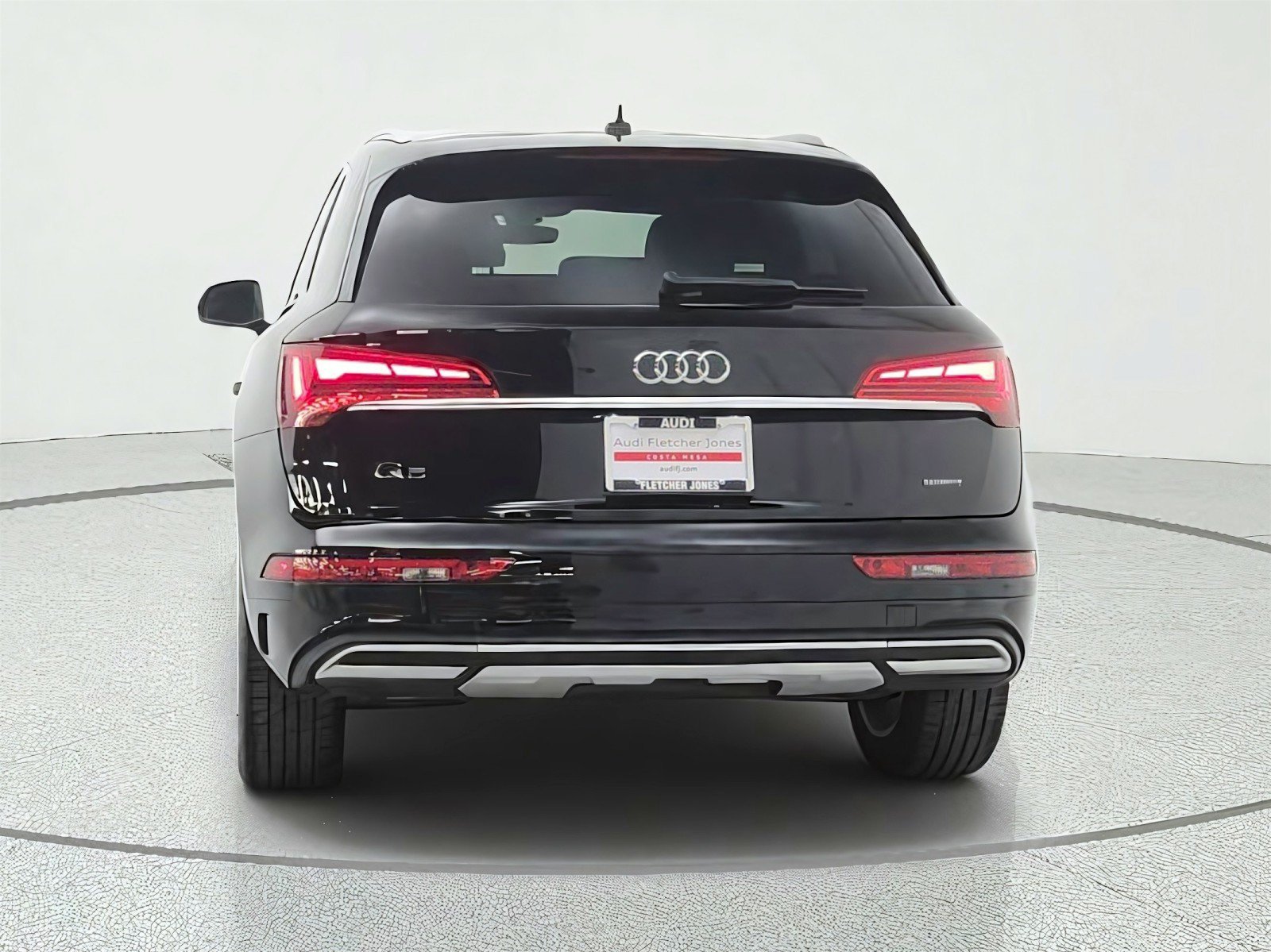 Used 2023 Audi Q5 2.0T Premium Plus w/ Premium Plus Package AWD/4WD image 6
