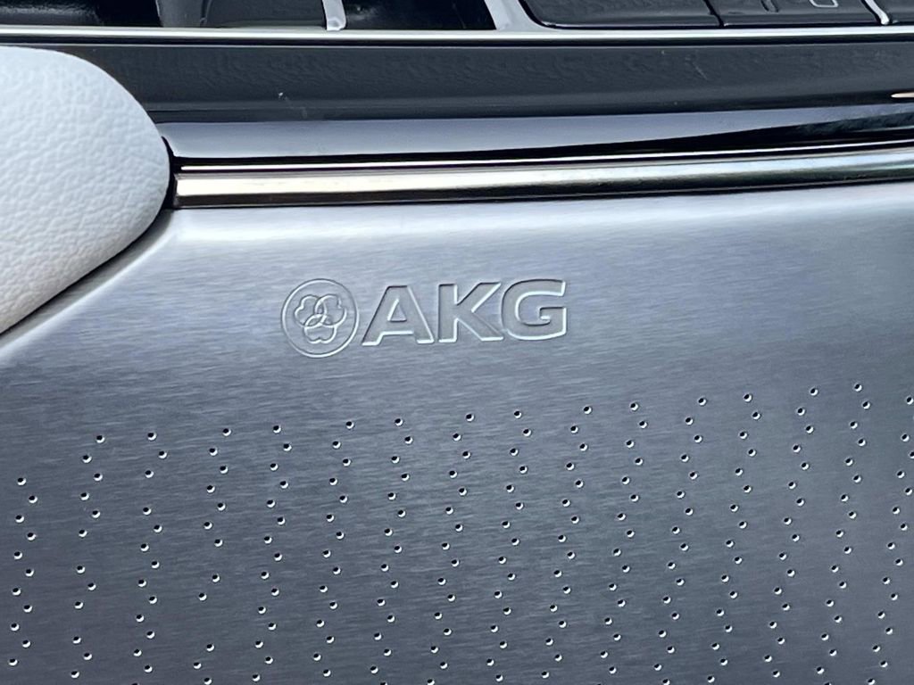 New 2026 Cadillac Lyriq Signature Sport image 25