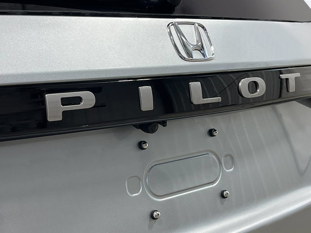 New 2026 Honda Pilot Elite image 9