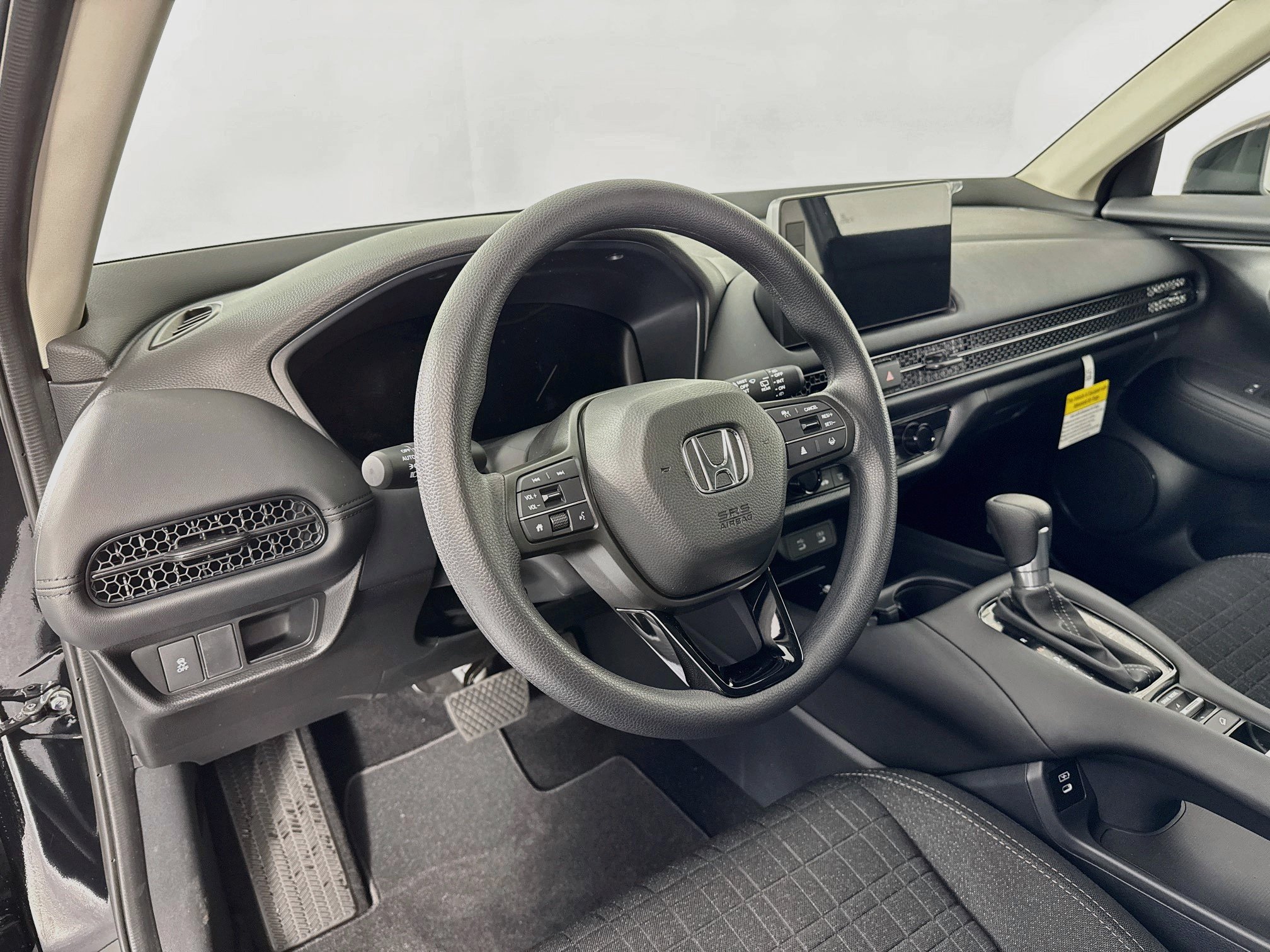 New 2027 Honda HR-V LX image 9