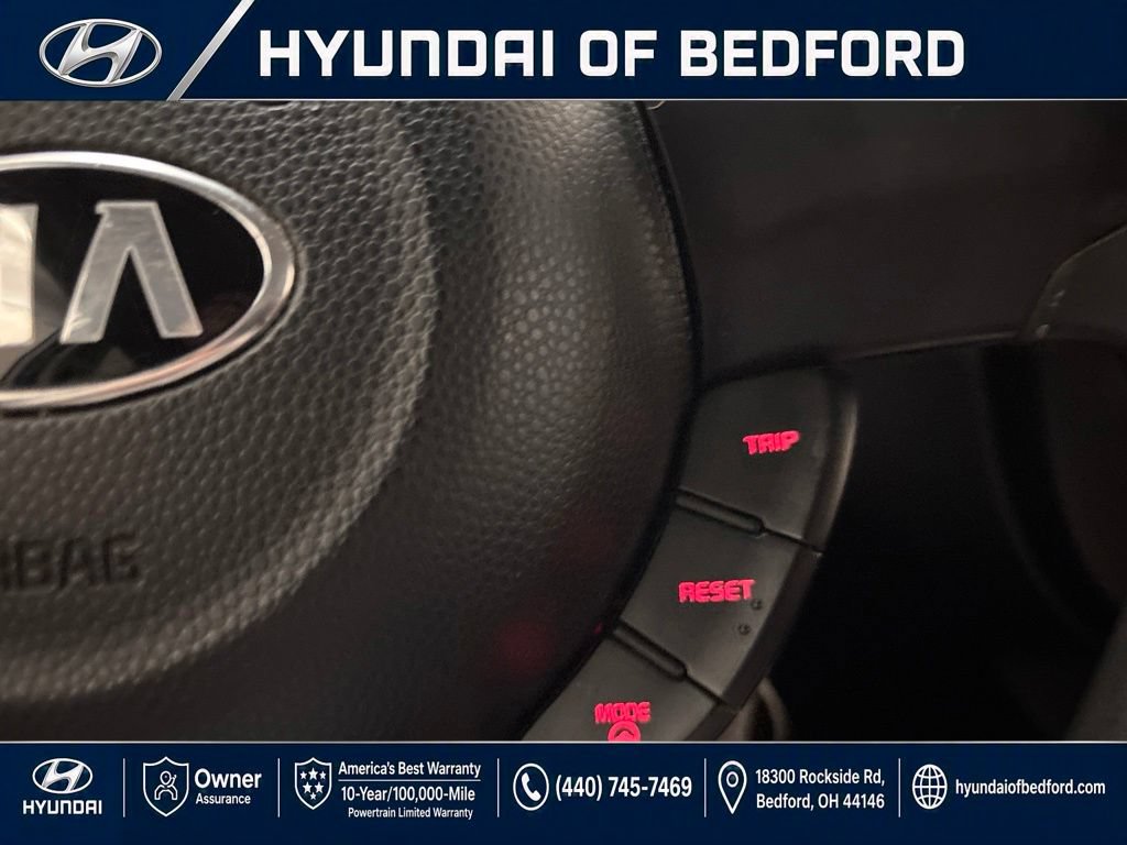 Used 2016 Kia Soul FWD image 23