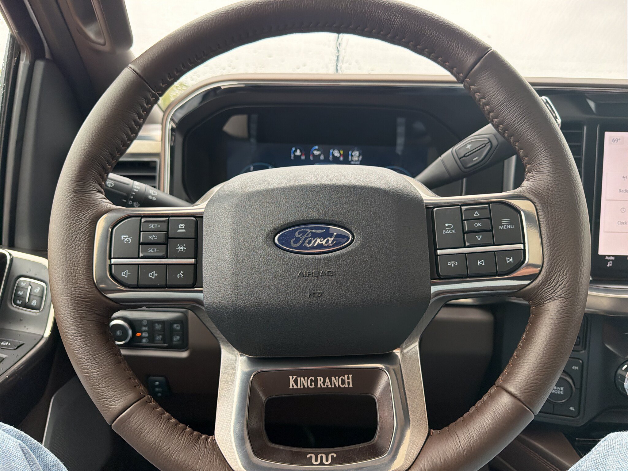 New 2027 Ford F350 King Ranch w/ Chrome Package AWD/4WD image 25
