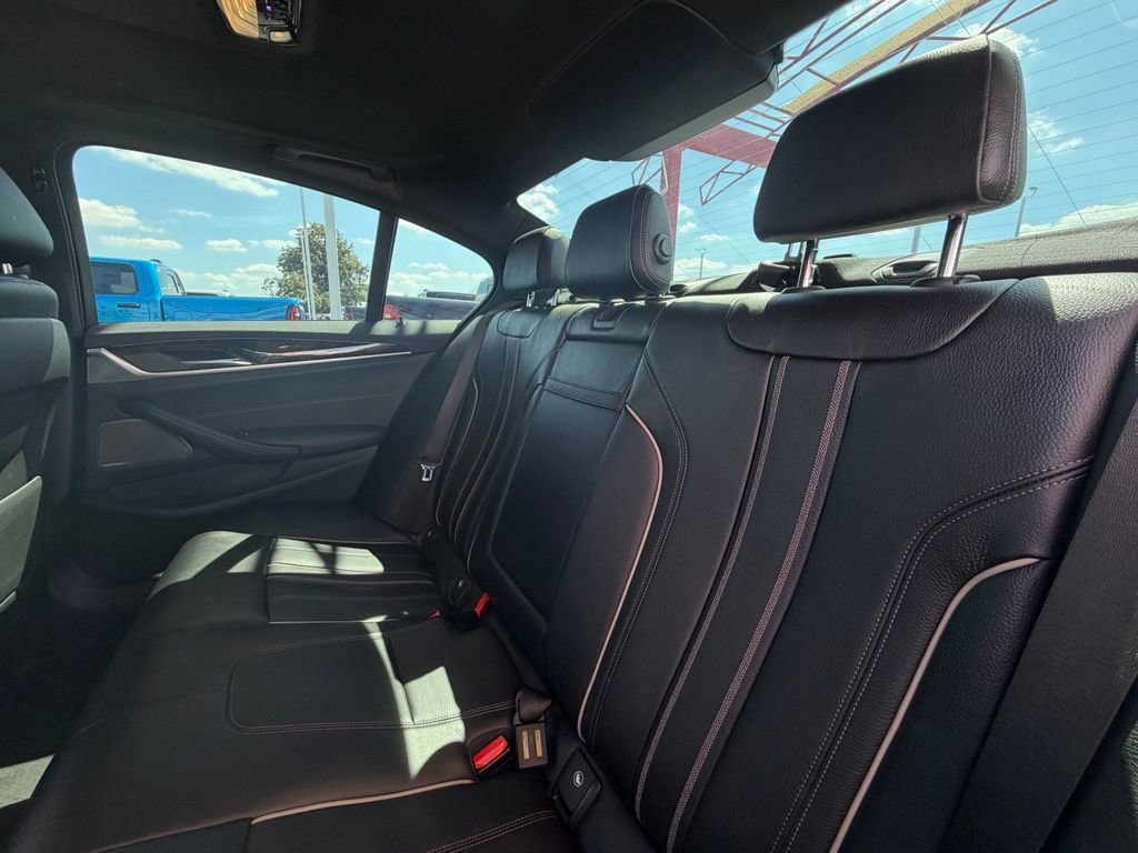Used 2018 BMW 540i xDrive AWD/4WD image 27