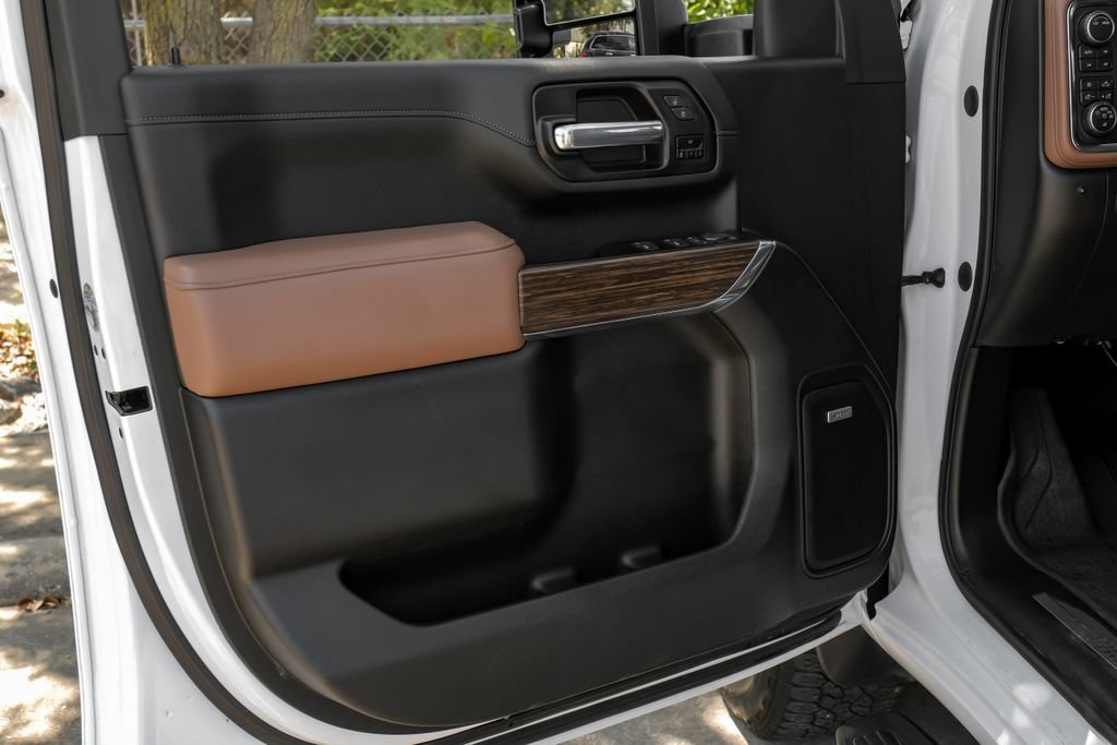 Used 2022 Chevrolet Silverado 2500 High Country AWD/4WD image 54
