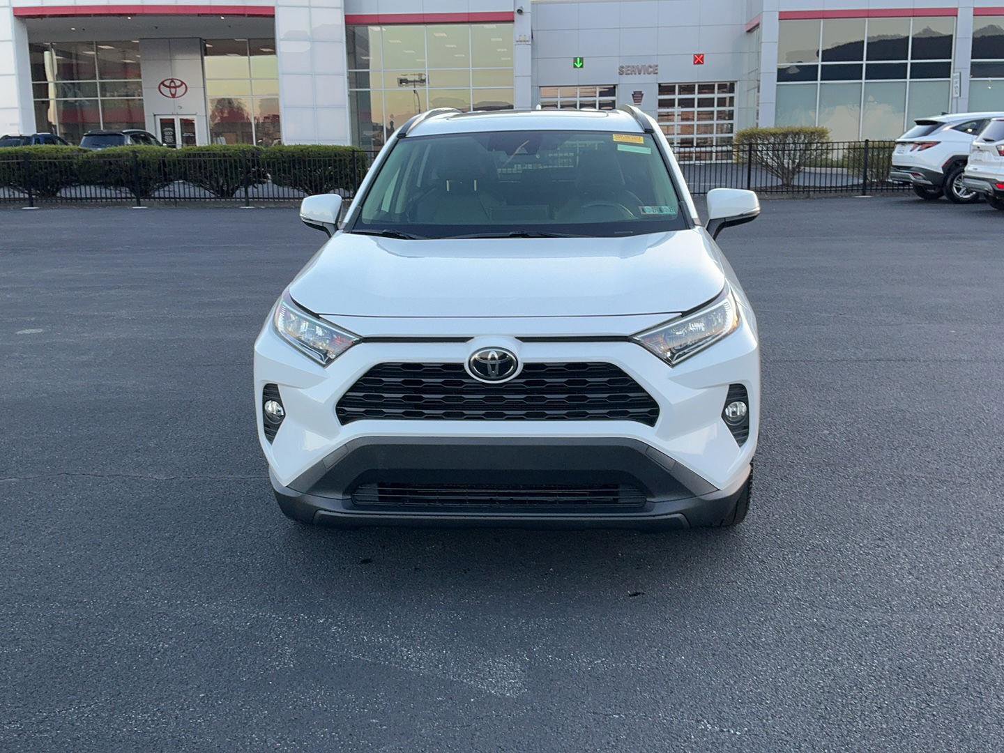 Used 2020 Toyota RAV4 XLE Premium AWD/4WD image 2