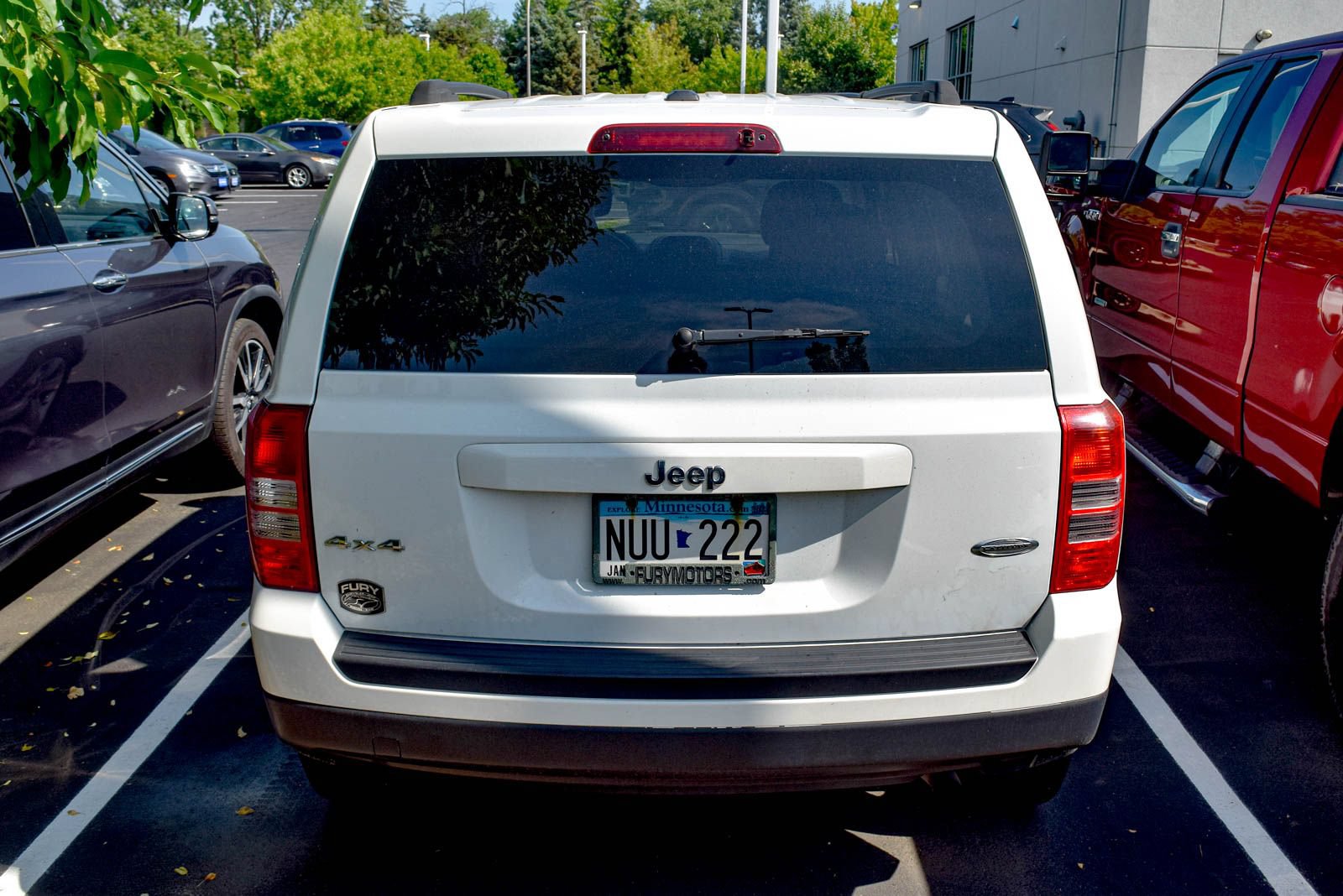 Used 2015 Jeep Patriot Latitude AWD/4WD image 16