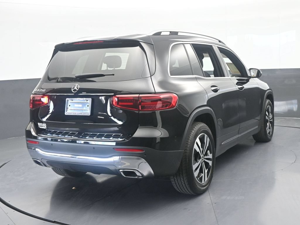 Used 2025 Mercedes-Benz GLB 250 image 5