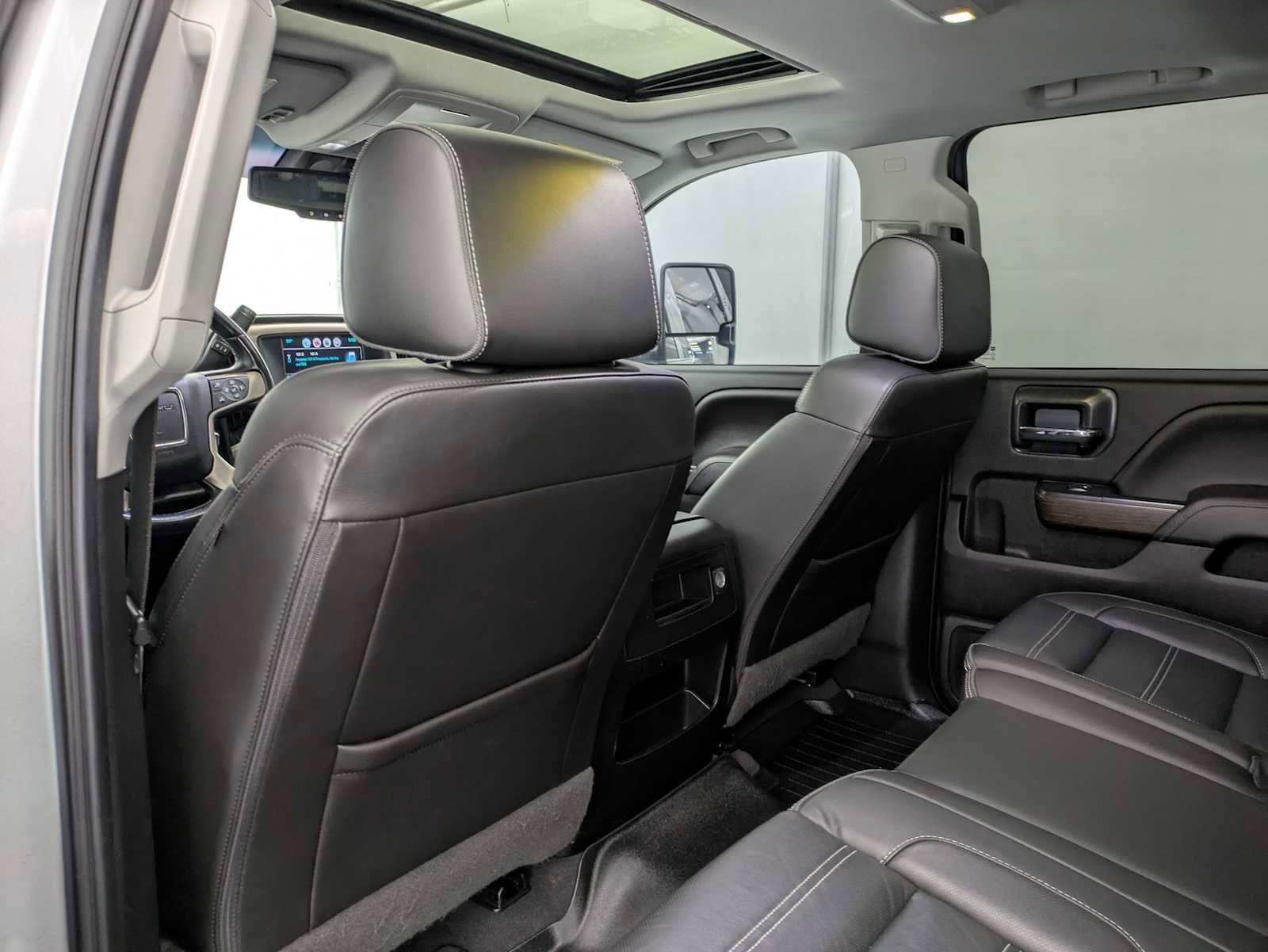 Used 2019 GMC Sierra 2500 Denali image 21