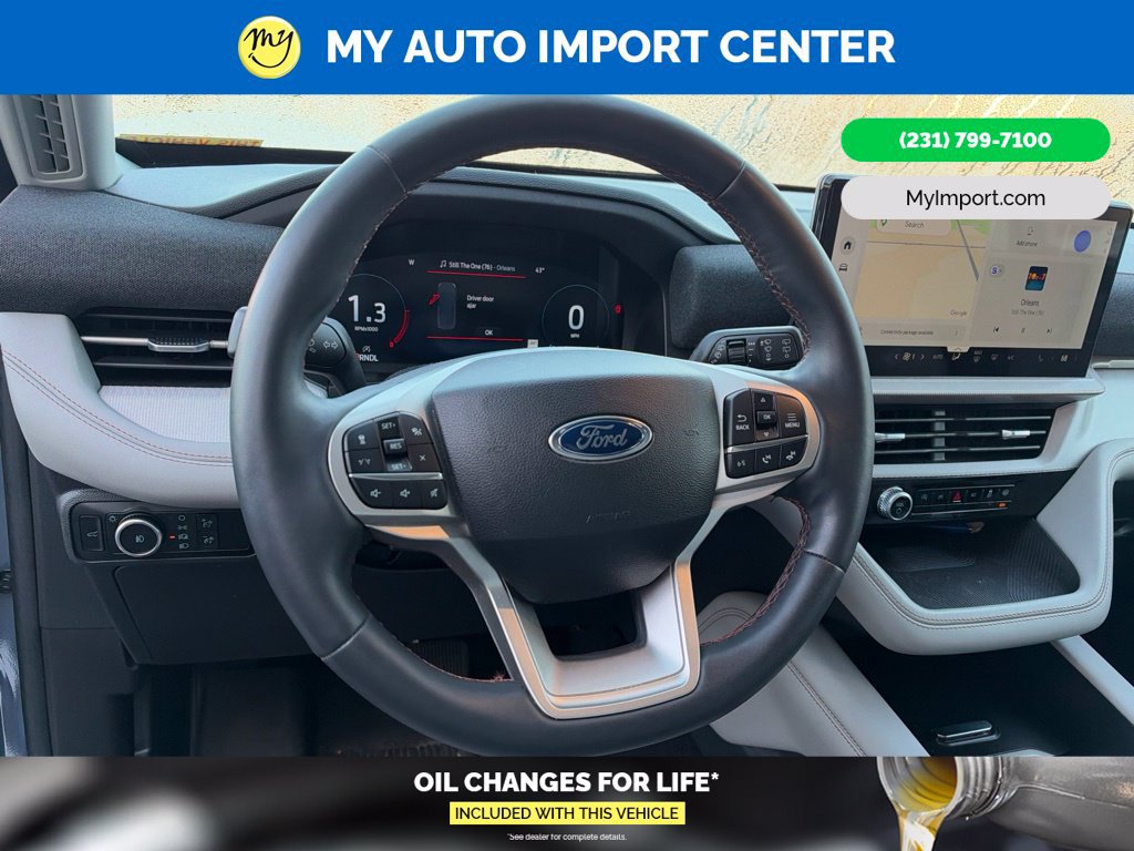 Used 2025 Ford Explorer Active w/ Active Comfort Package AWD/4WD image 9