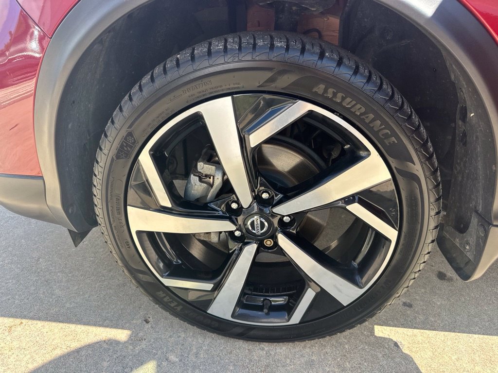 Used 2022 Nissan Rogue Sport SL w/ Premium Package AWD/4WD image 31