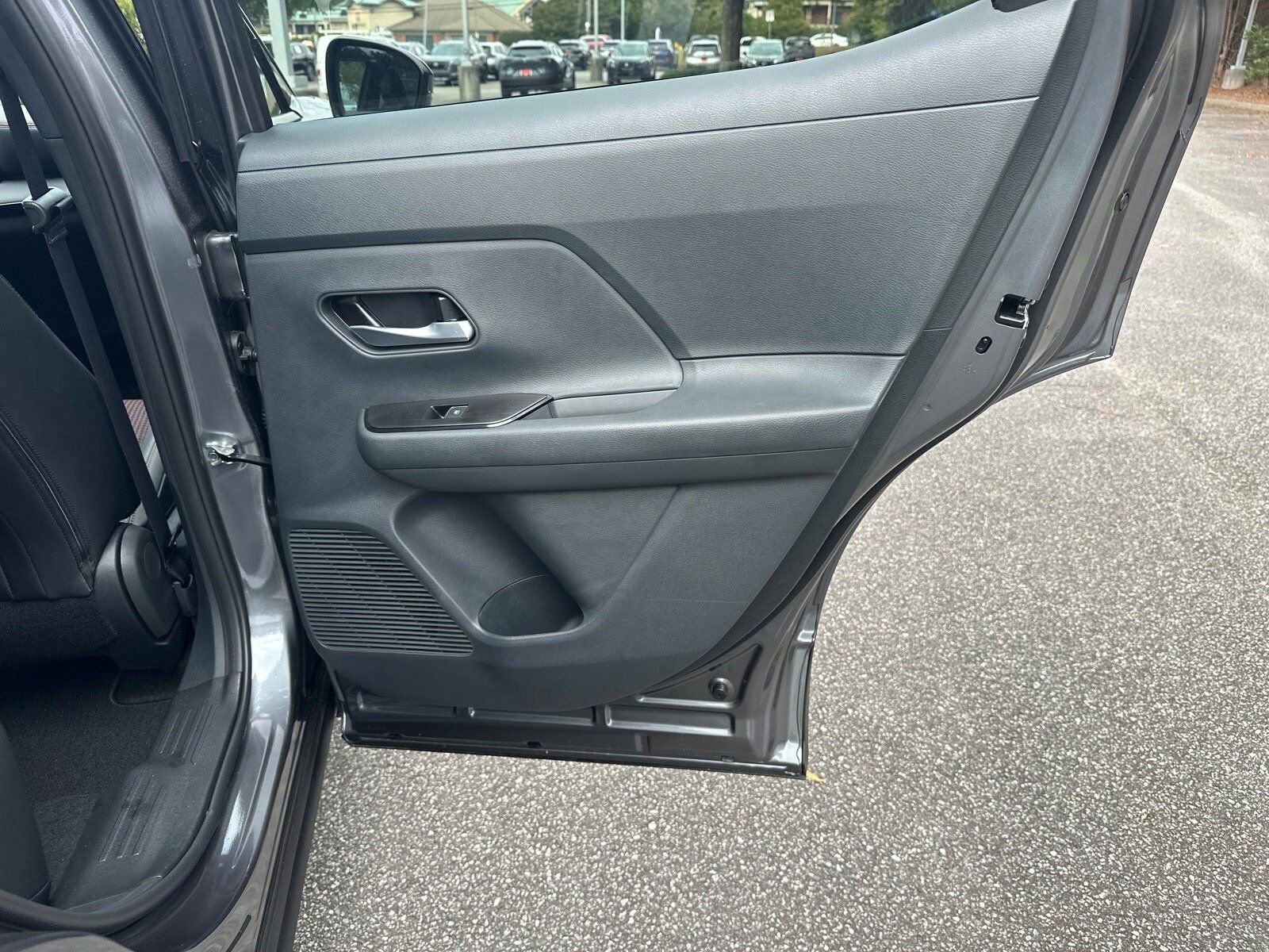 New 2026 Nissan Kicks SR image 16