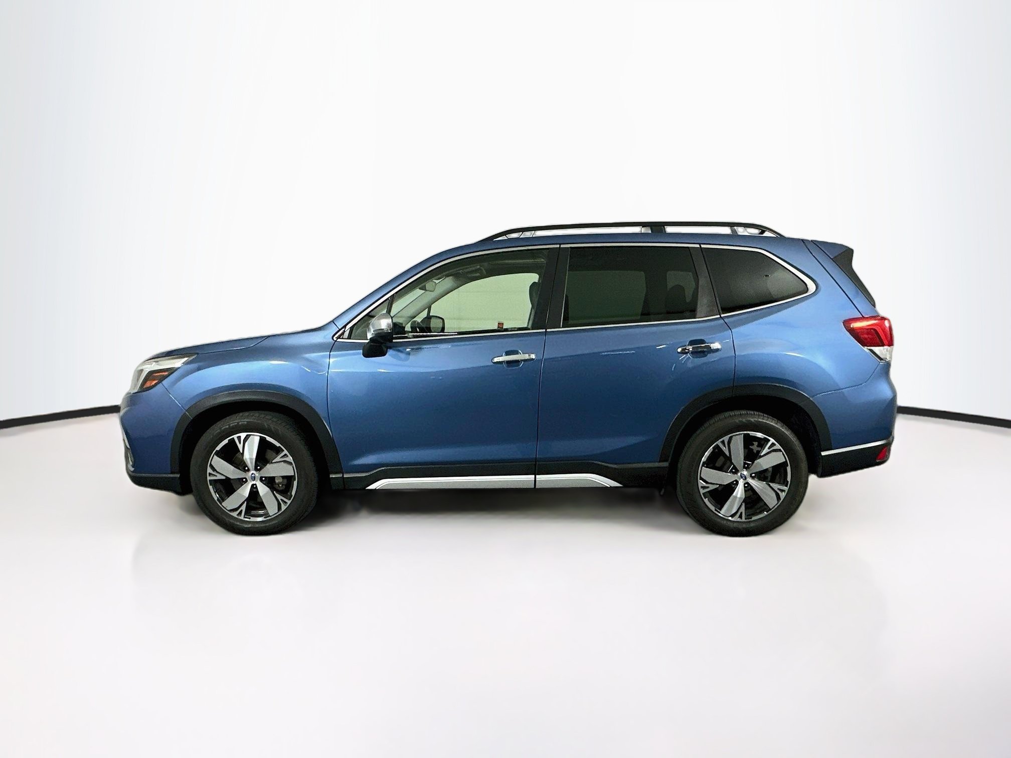 Used 2019 Subaru Forester Touring w/ Popular Package #3 AWD/4WD image 4