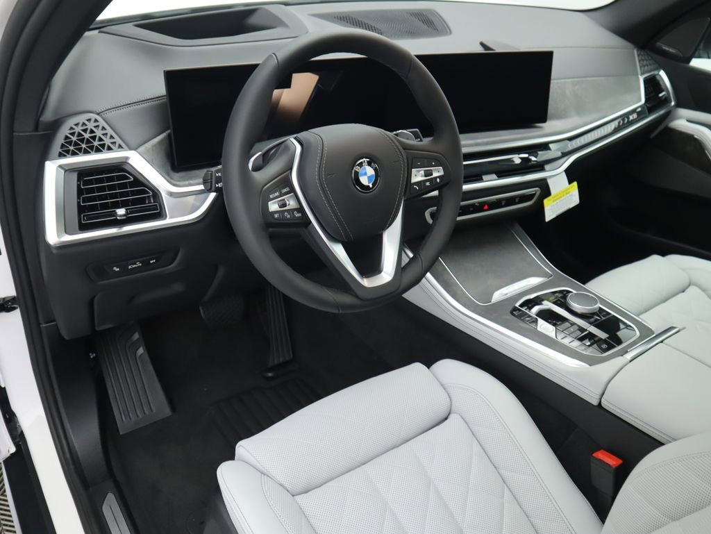 New 2026 BMW X5 xDrive40i w/ Premium Package image 9