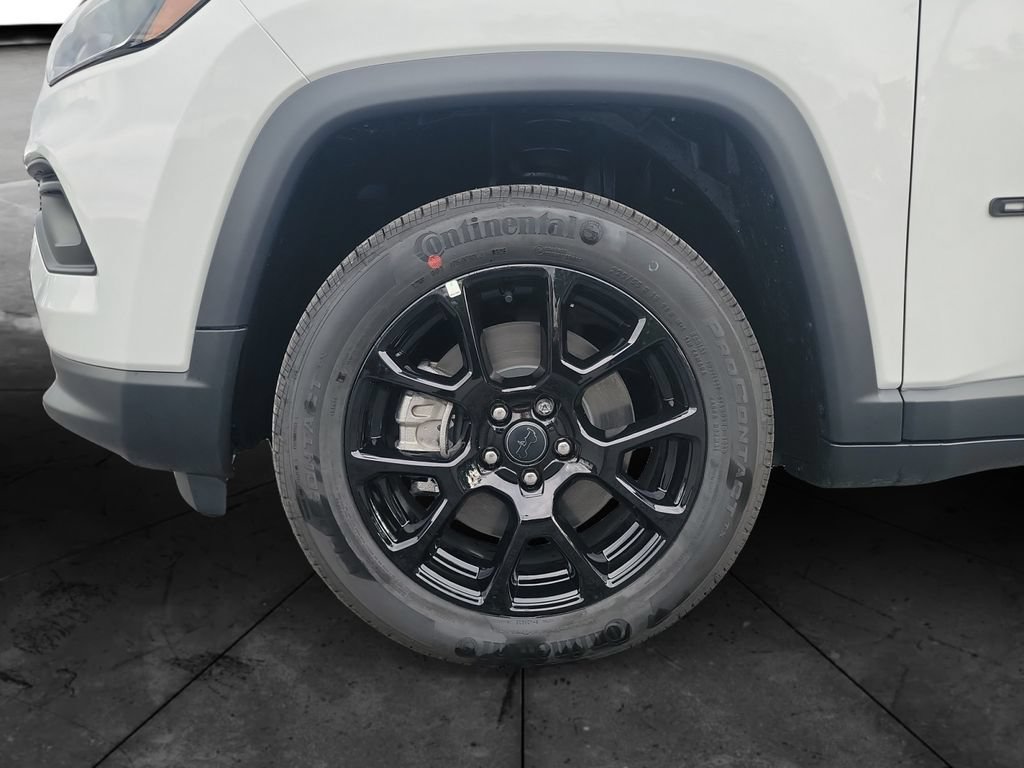 New 2026 Jeep Compass Latitude AWD/4WD image 14