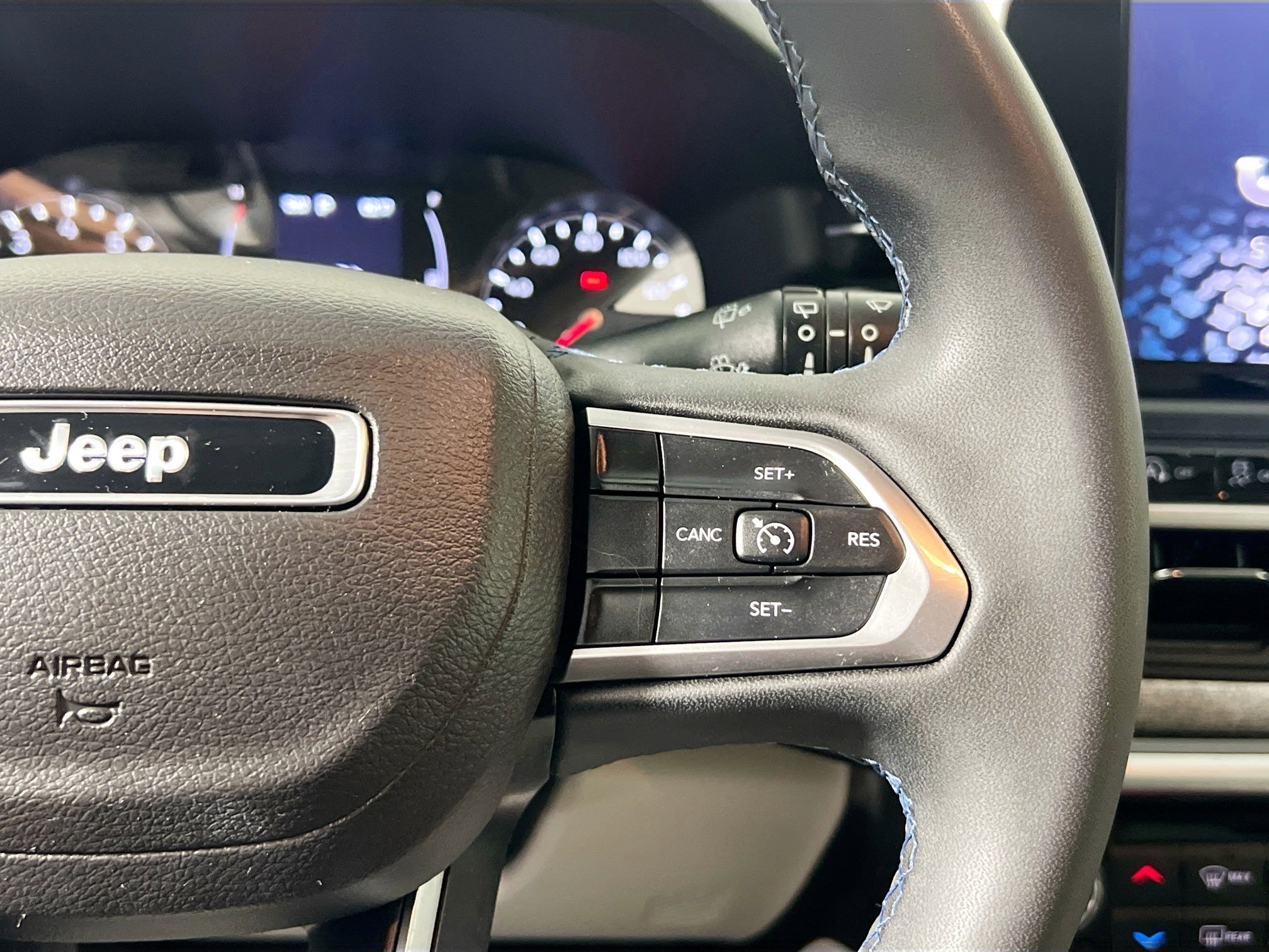 Used 2022 Jeep Compass Latitude image 19