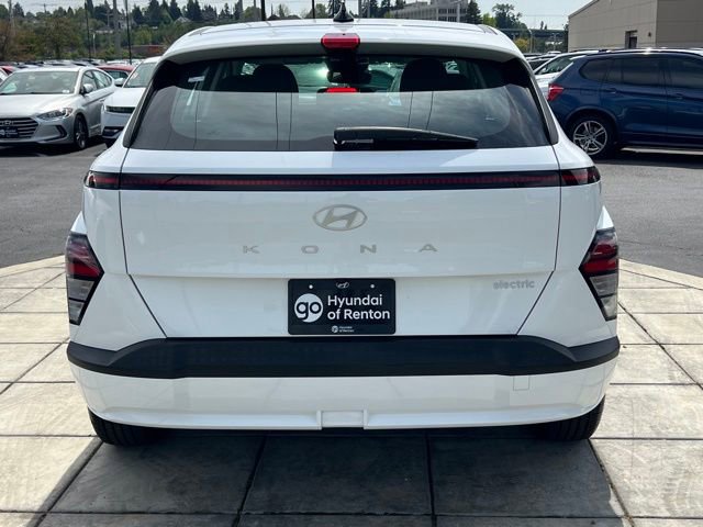 Certified 2024 Hyundai Kona SE FWD image 6