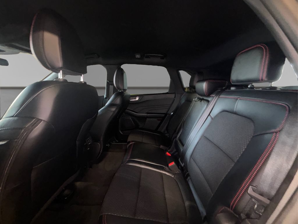 Certified 2025 Ford Escape ST-Line AWD/4WD image 10