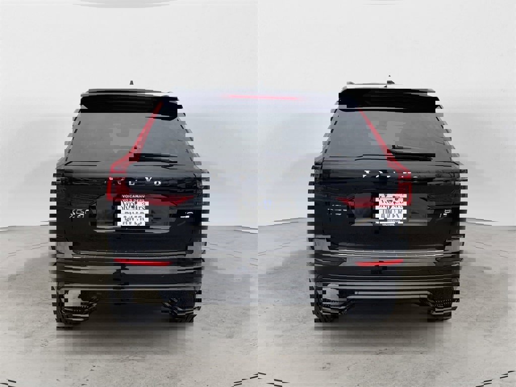 New 2026 Volvo XC60 T8 Ultra w/ Protection Package Premier image 4