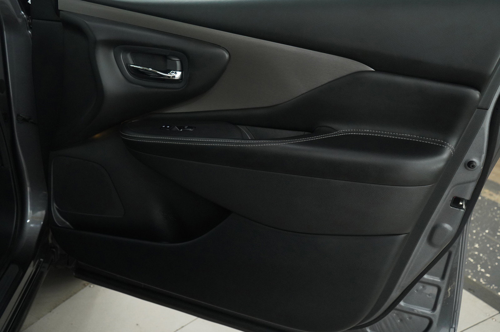 Used 2021 Nissan Murano SL image 11