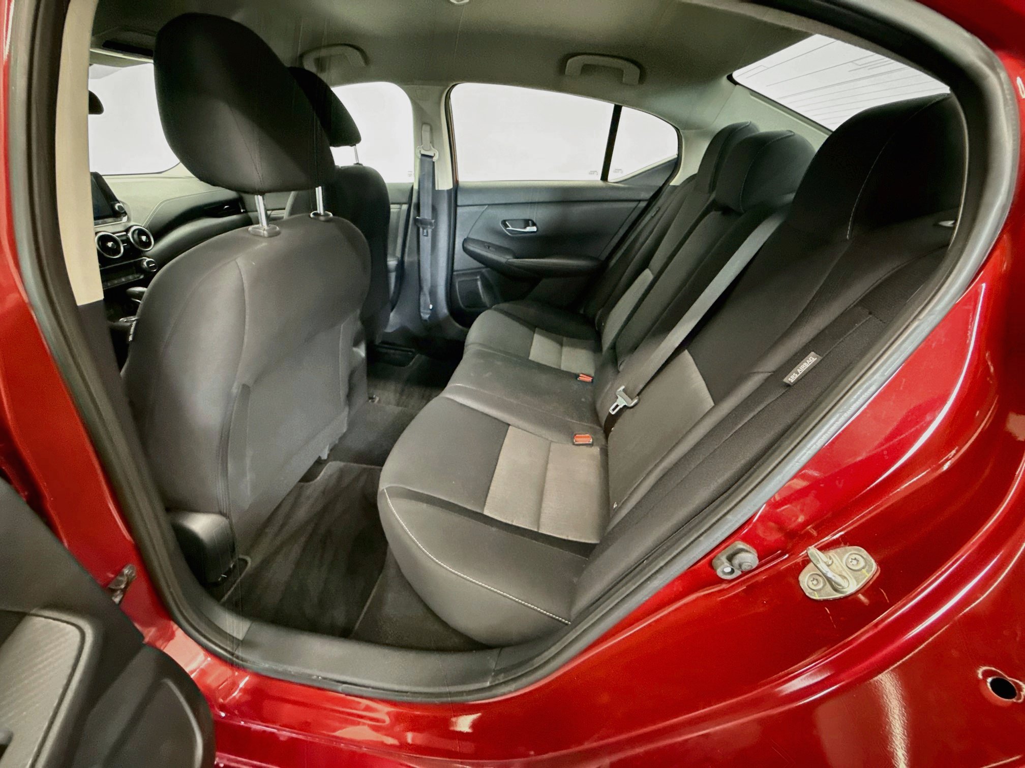 Used 2021 Nissan Sentra SV FWD image 25