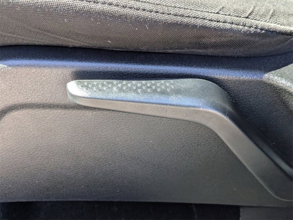 Used 2019 Dodge Journey SE image 20