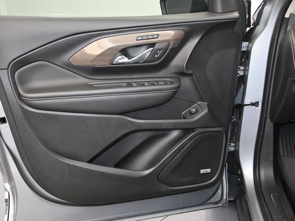 Used 2023 GMC Terrain Denali image 10