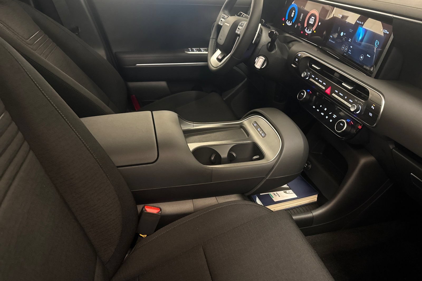 New 2026 Hyundai Palisade SE FWD image 16