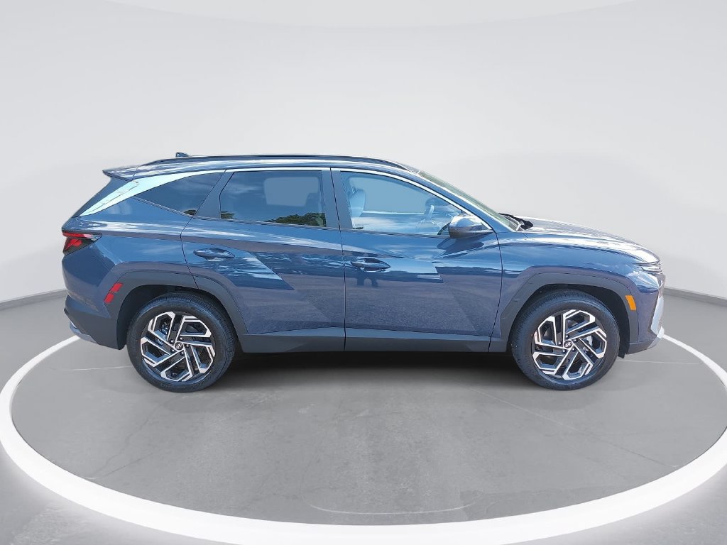 New 2026 Hyundai Tucson SEL Plus w/ Tow & Go Package FWD image 4