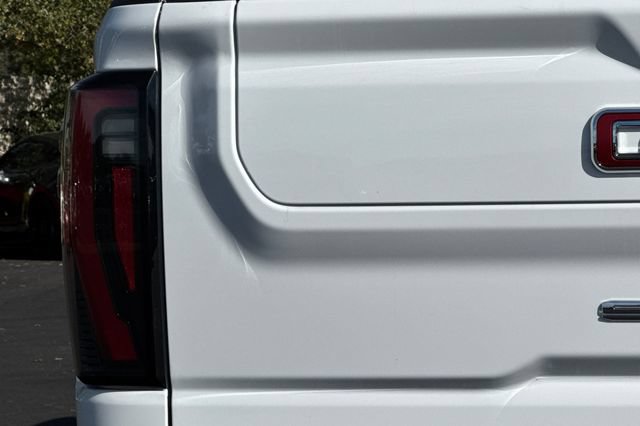 Used 2025 GMC Sierra 2500 AT4 w/ AT4 Premium Plus Package AWD/4WD image 49