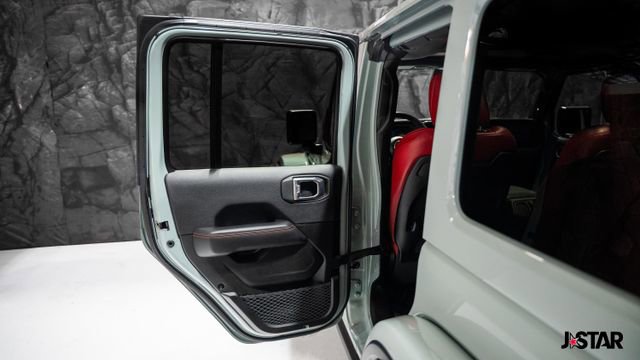 Used 2024 Jeep Wrangler Unlimited Rubicon 392 AWD/4WD image 11