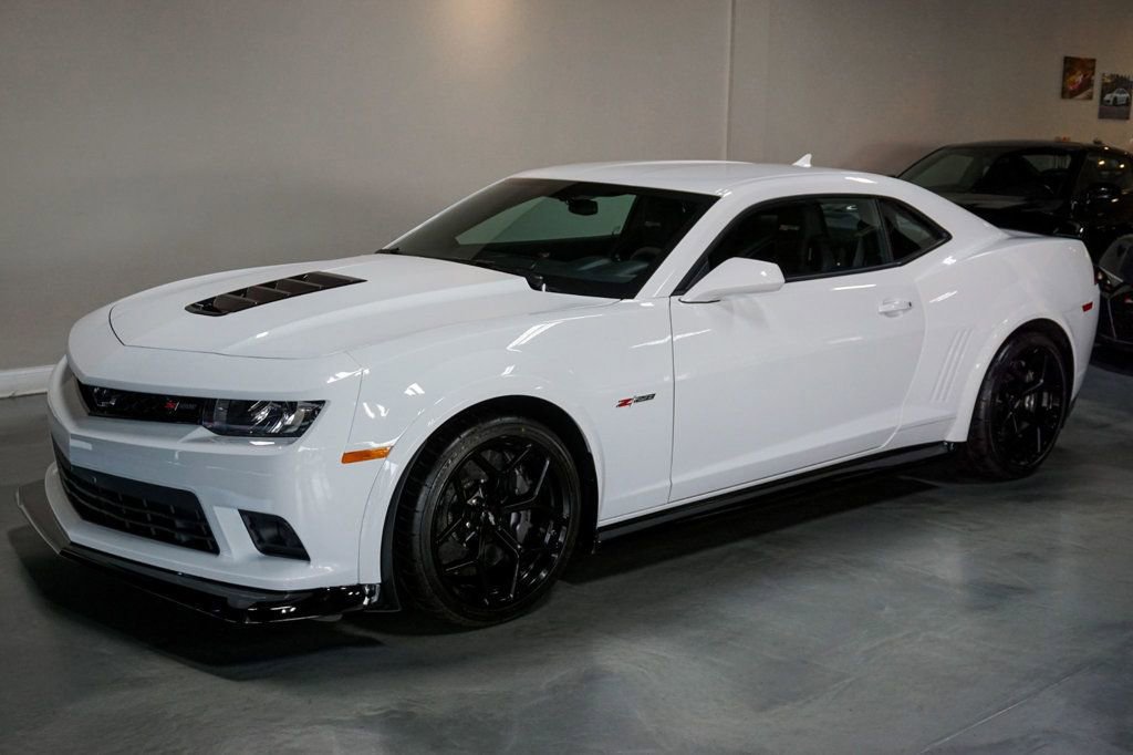 Used 2015 Chevrolet Camaro Z/28 image 5