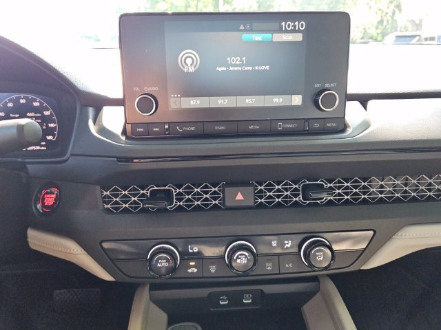 Used 2025 Honda Accord LX image 17