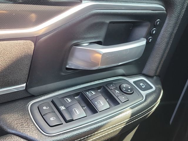 Used 2020 RAM 3500 Laramie AWD/4WD image 16