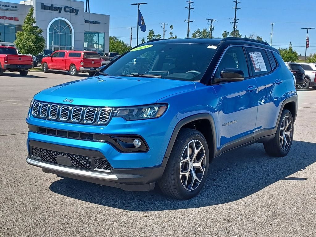 Used 2024 Jeep Compass Limited AWD/4WD image 2