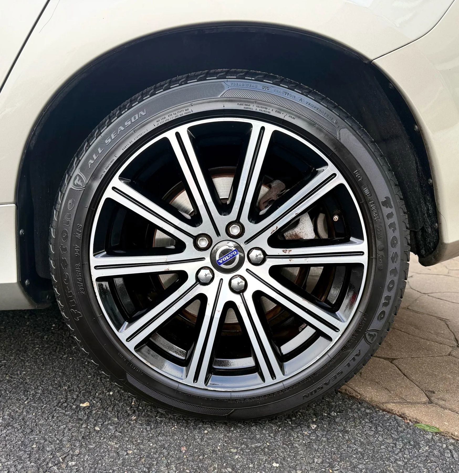 Used 2017 Volvo S60 T5 Inscription w/ Climate Package image 57